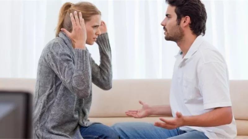 من تجارب المطلقات.. هل تدخل الأهل يُسبب الانفصال؟ 