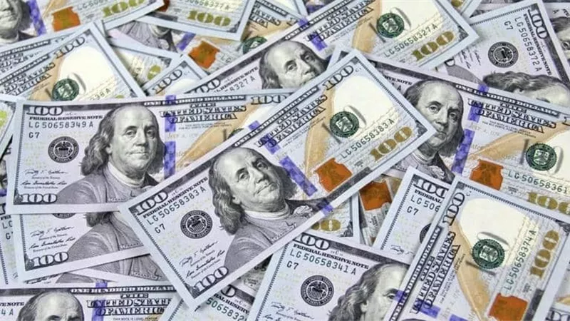 أسعار العملات العربية والأجنبية اليوم الجمعة.. «اعرفي الدولار وصل لفين»