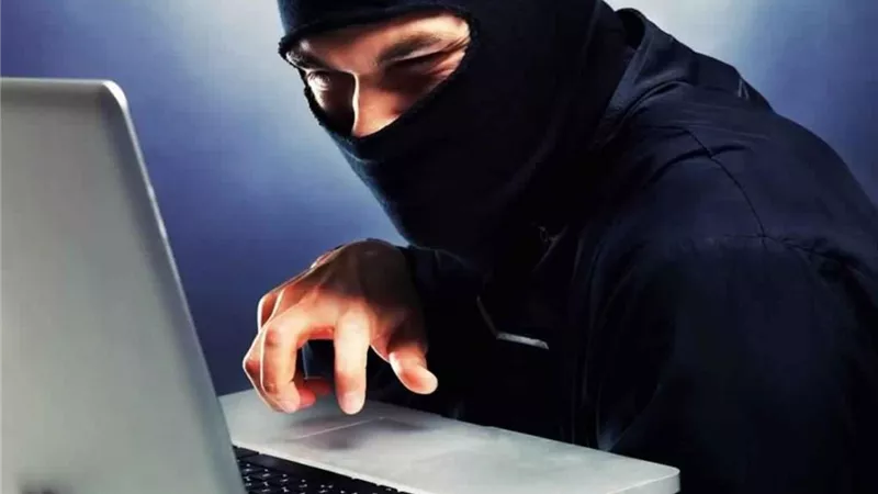 مفاجأة بعد ضبط عامل نشر فيديو فاضح لسيدة وزوجها بالنزهة