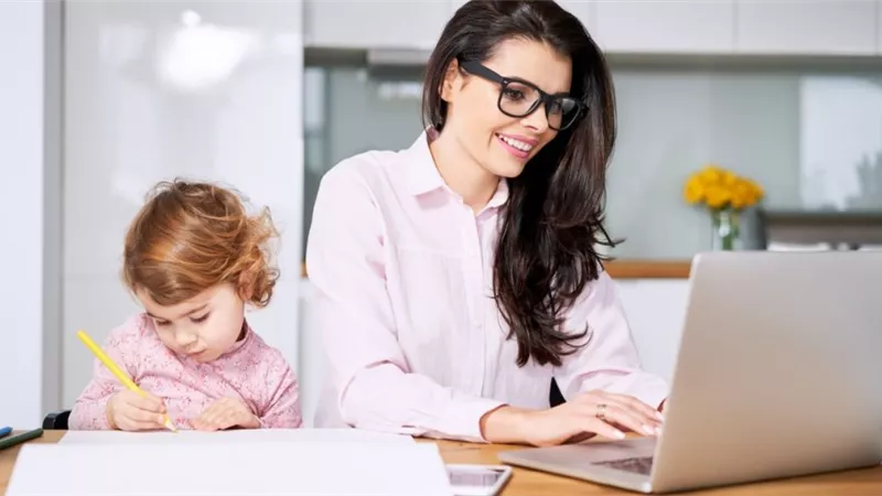 مفيدة للمطلقات.. أفكار مدهشة لمشروعات مربحة من المنزل
