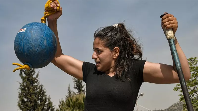 علياء عيسى.. أول امرأة تشارك بفريق اللاجئين بالألعاب البارالمبية طوكيو 2020