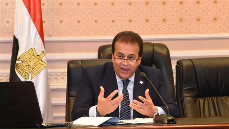 الحكومة تُحذر: أوميكرون المتحور السائد لكورونا في مصر وأعراضه تشبه الإنفلونزا