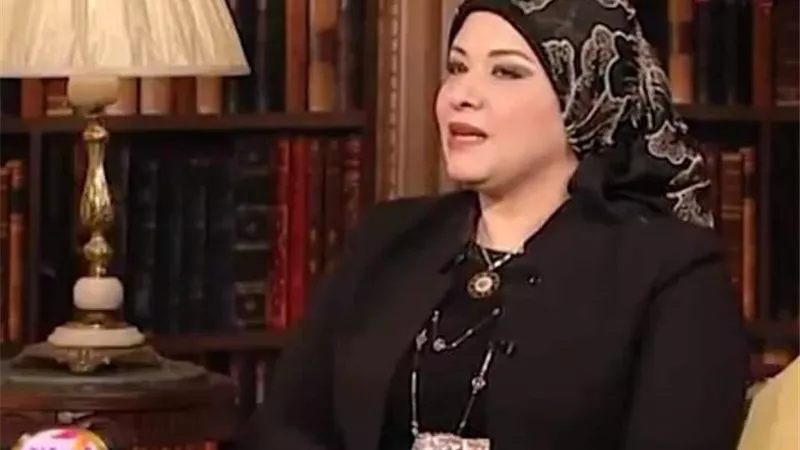 المؤتمر الدولي لدعم الوطن يُكرم المستشارة القانونية حنان كساب