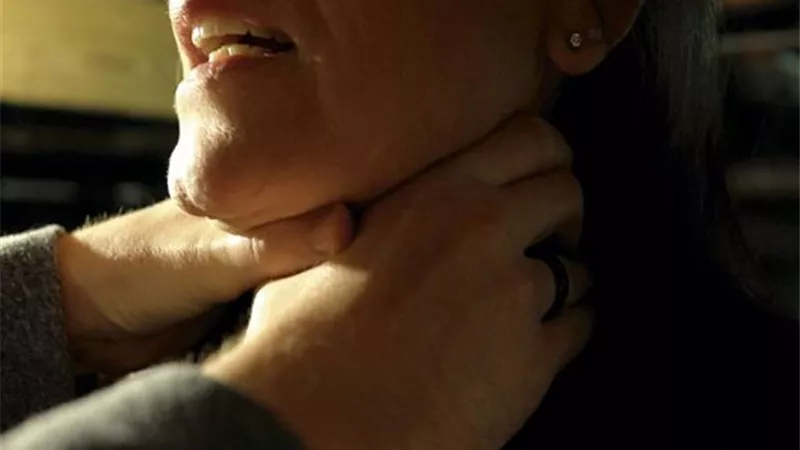 اعترافات قاتل زوجته فى الإسكندرية: «تخلصت منها لحماية بنتي»