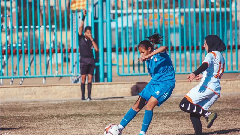 منتخب السويس يعفو عن «كهربا» بعد تجميدها