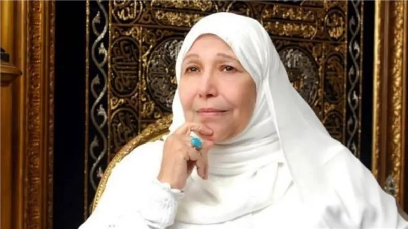 د. عبلة الكحلاوي.. ألقت دروسها بجوار الكعبة وغسلتها الملائكة ومدحها شيخ الأزهر