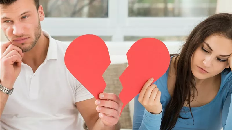 صفاء: طلقوني من زوجي المريض.. والمحكمة ترفض لهذه الأسباب