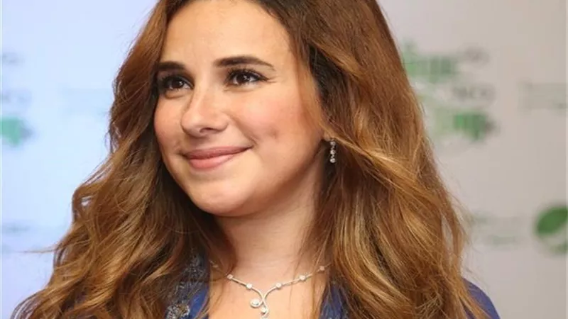 شيري عادل توجه رسالة إلى والدتها بمناسبة عيد ميلادها