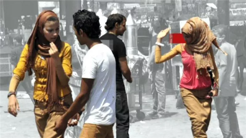فتيات يروين تفاصيل مفزعة لتجاربهن مع التحرش في المواصلات