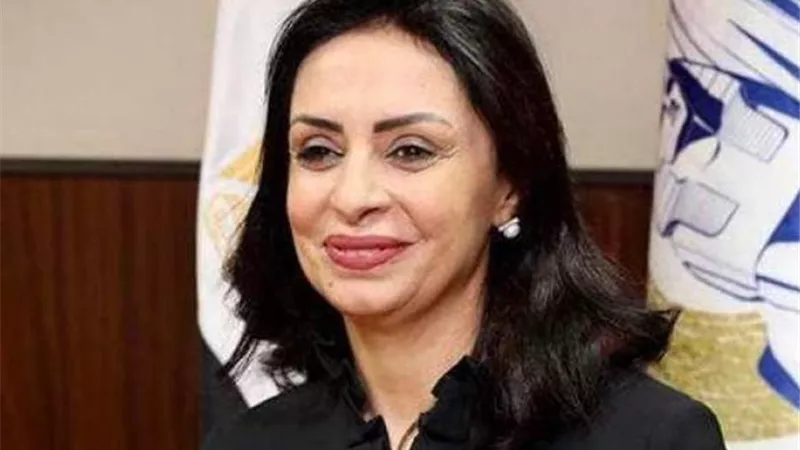 ترجمة جهود القضاء على ختان الإناث للإنجليزية والفرنسية وإرسالها إلى الاتحاد الإفريقي