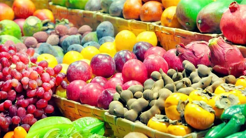 أسعار الفاكهة في الأسواق اليوم السبت.. الليمون الحلو بـ8 جنيهات