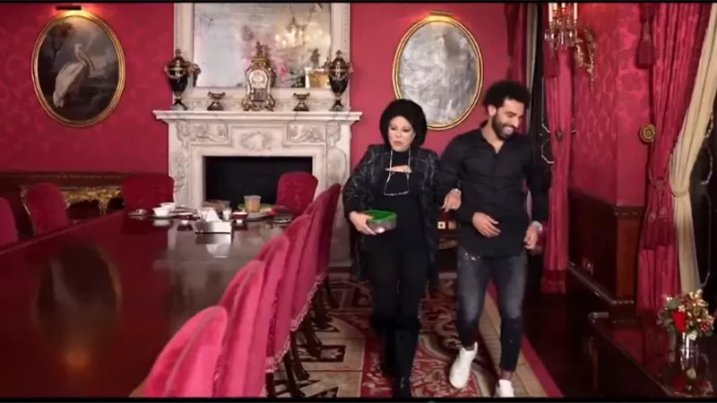 «بالمكسرات».. محمد صلاح ضيف إسعاد يونس في صاحبة السعادة| فيديو
