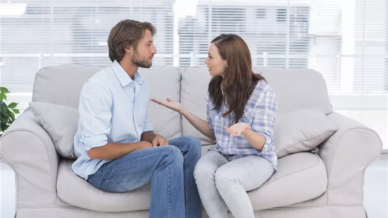 5 خطوات تصفي المشاكل الزوجية وتجعلك ملكة متوجة في قلب جوزك