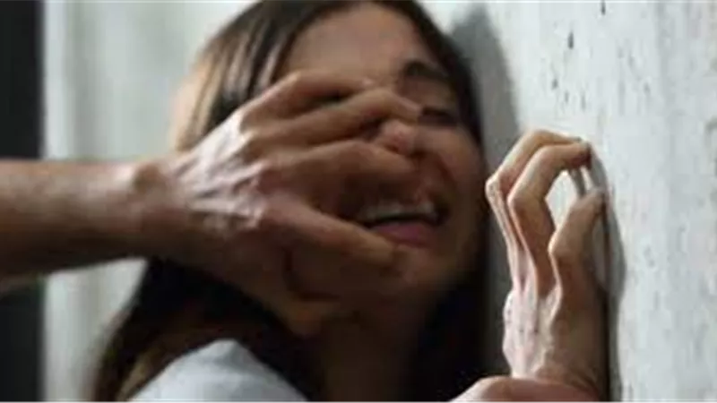 حرمت زوجها من حقه الشرعي فتحول إلى وحش يضرب ويعذب ويهدد بالقتل