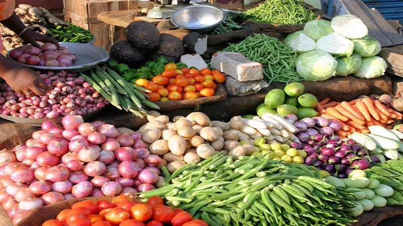 الباذنجان في النازل.. أسعار الخضروات اليوم