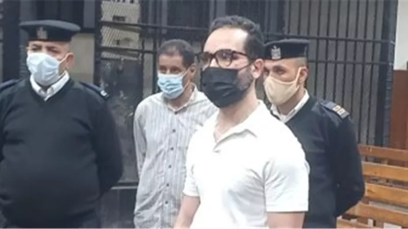 حكم رادع من الجنايات ضد الفنان شادي خلف بعد تحرشه بـ7 فتيات