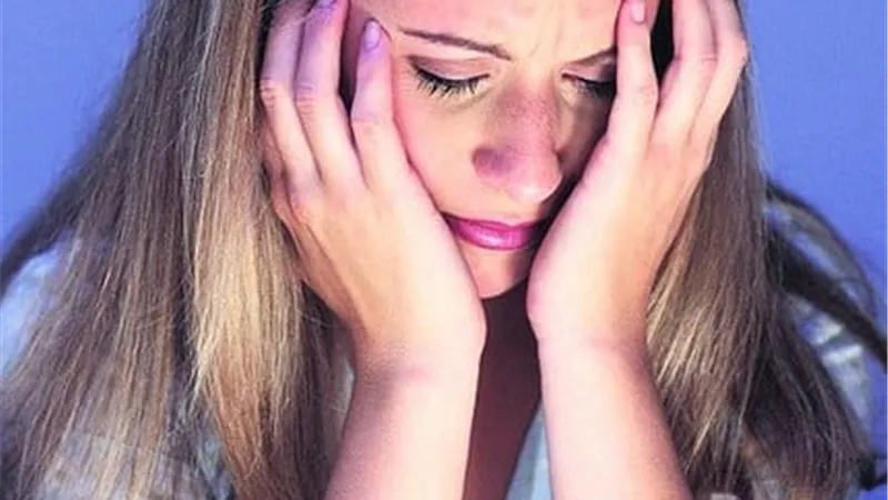 صرخة زوجة في محكمة الأسرة: منحرفة بأمر زوجي   