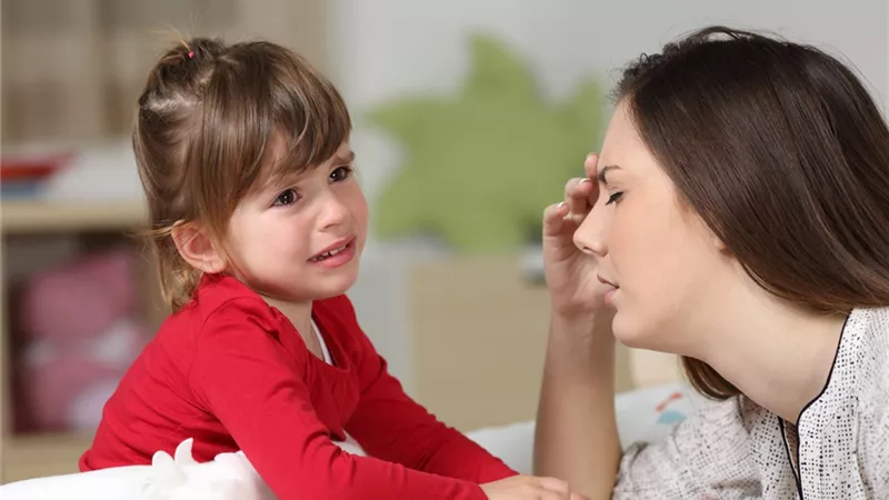 «ابني قالي باكرهك».. أتصرف إزاي؟