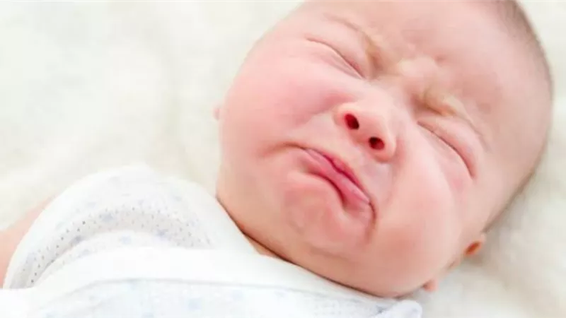 «أم لأول مرة».. متى يبدأ طفلك الرضيع بالتعبير عن احتياجاته وكيف؟
