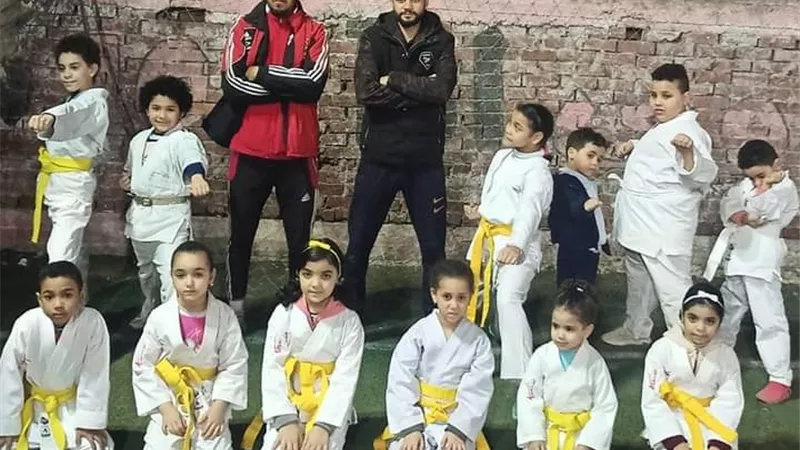 طلاب أكاديمية «جولدن فايتر» يحصدون البطولات والأحزمة في الكاراتيه| صور