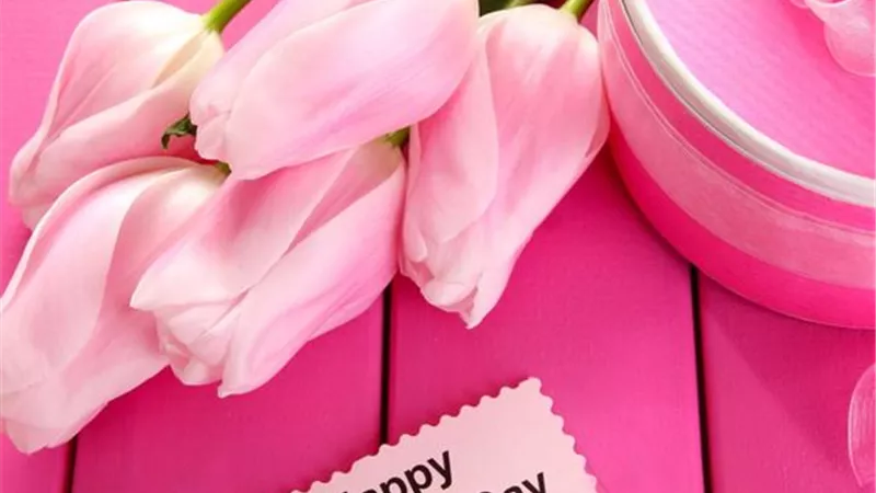«عشان تنولي رضاها».. 3 هدايا مميزة قدميها لحماتك في عيد الأم