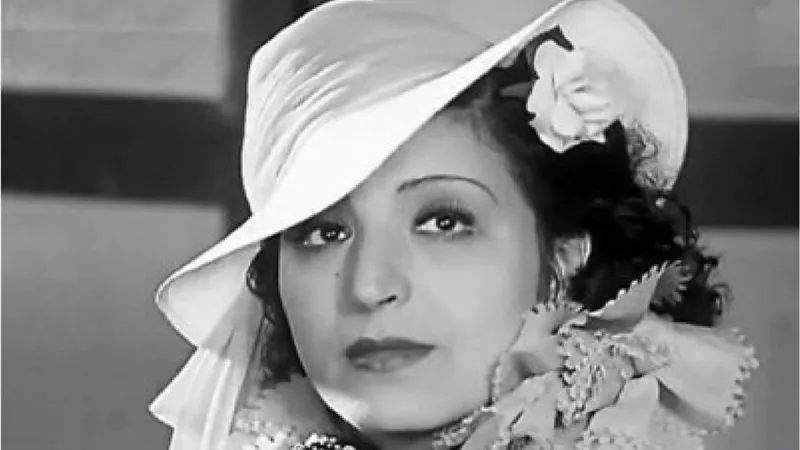 في اليوم العالمي للمرأة.. تعرفي على أول ممثلة في السينما المصرية