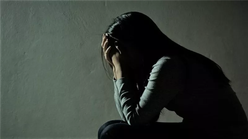 سيدة تسأل: حماتي وأهل زوجي يتشاءمون مني فما الحكم؟.. «الإفتاء» تُجيب