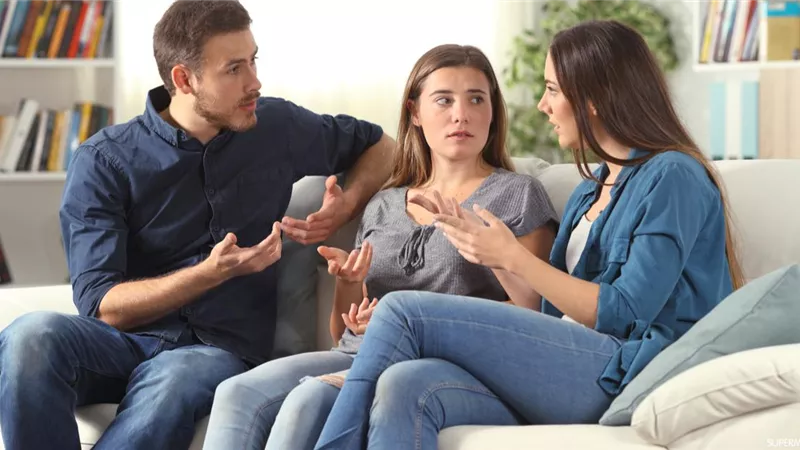 نساء الفيسبوك: «بتتعاملي إزاي مع أخت الزوج».. ندى: «اتطلقت بسببها» وريهام: «ادعي عليها»