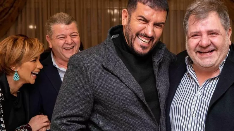 «نشرة أهل الفن».. أصالة تجمع بين طليقها وزوجها.. وطرد سيد رجب لزوجته