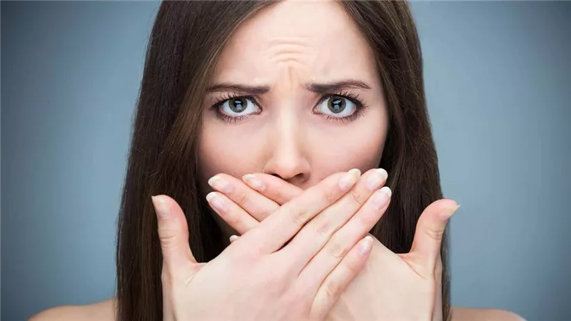 قبل رمضان.. نصائح للتخلص من رائحة الفم الكريهة وقت الصيام