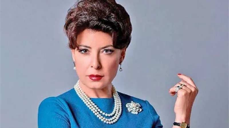 حكم جديد ضد المتهم بسب وقذف الفنانة أنوشكا بسبب «كلب»  