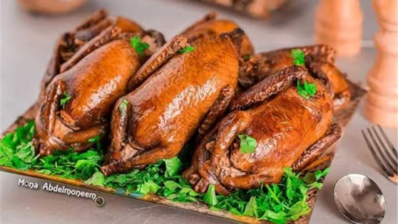 طريقة عمل الحمام بالفريك والكبد والقوانص على سفرة رمضان 2022