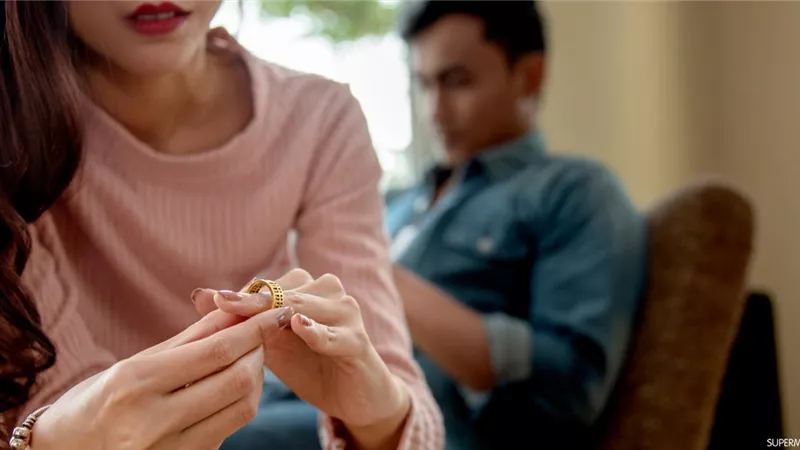 مأساة «راندا».. ضبطته في أحضان فتاة ليل فقررت الانتقام منه بهذه الطريقة 