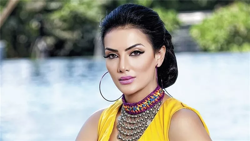 حورية فرغلي تكشف لـ«هير نيوز» حقيقة شرائها حصانًا بمليون إسترليني