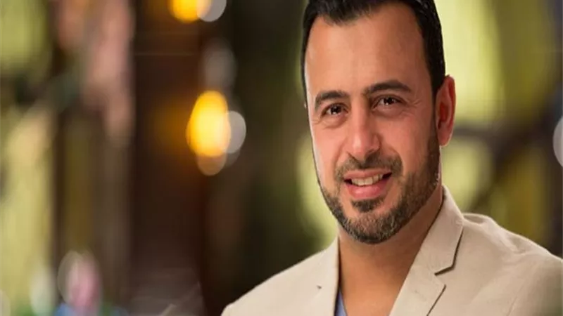 مصطفى حسني: 