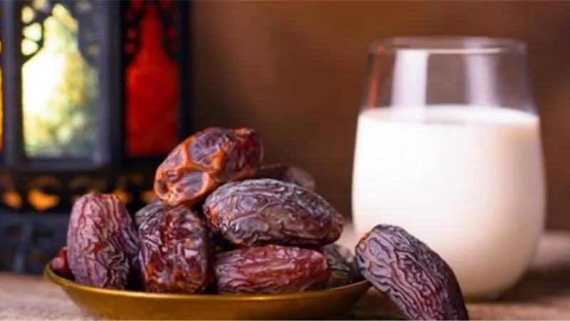 التمر هديتك في رمضان للحفاظ على صحة كبار السن.. اعرفي التفاصيل