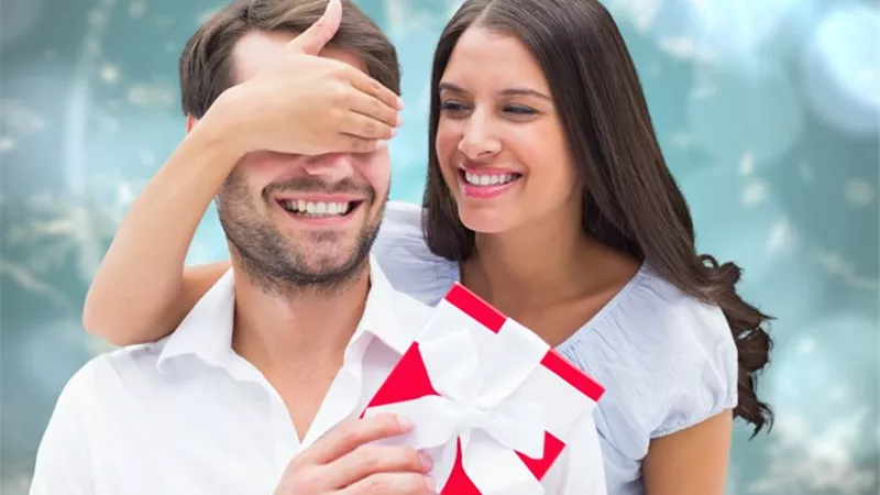 أكلة حلوة وخروجة أحلى.. كيف تقضين يوم العيد مع خطيبك؟