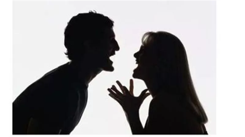 مهندسة الديكور تحكي كيف وقعت في شباك نصاب على الفيس بوك!