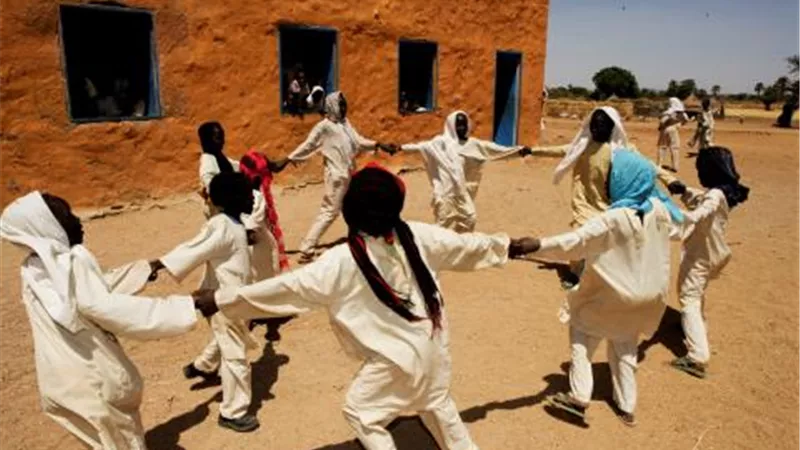«لمة العوائل وكعك اللاكشير».. طقوس المرأة السودانية في أيام العيد