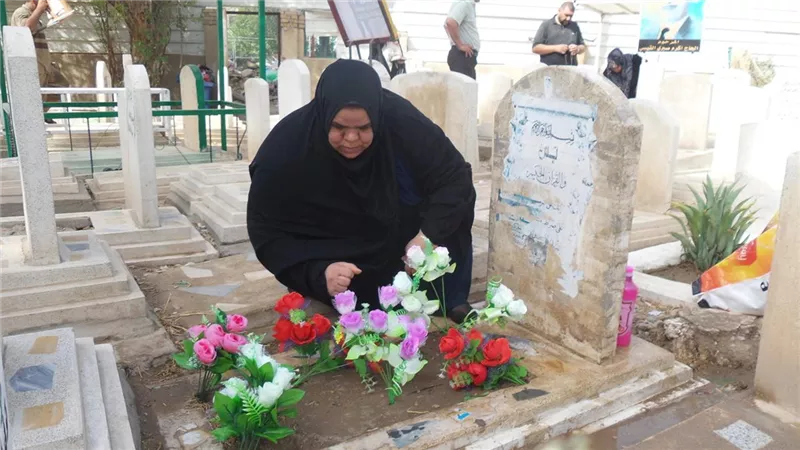 هل يجوز للمرأة الحائض زيارة المقابر؟ «الأزهر» يُجيب