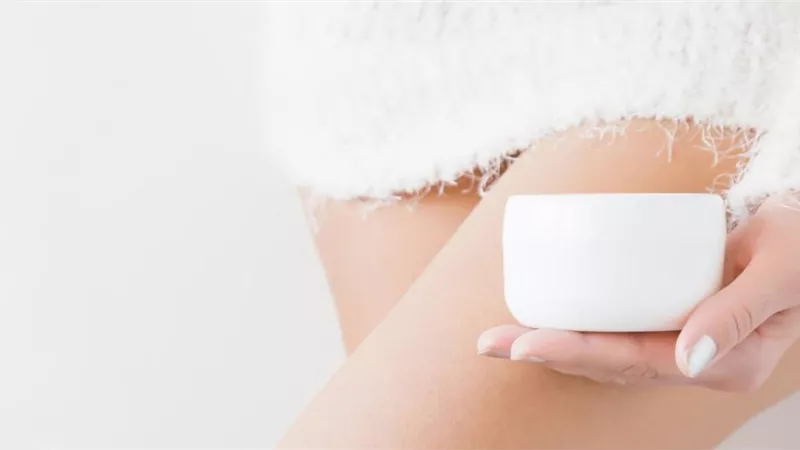 «النقع والتقشير».. نصائح مهمة لإزالة الشعر من منطقة المهبل دون ألم