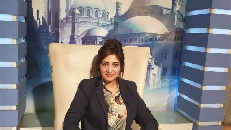 خاص.. طبيبة تكشف احتواء العلكة والمياه الغازية على مادة خطيرة