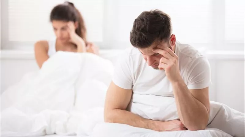 «ختان الإناث» إزدواجية الرجل بين الأب المؤيد والزوج المعارض