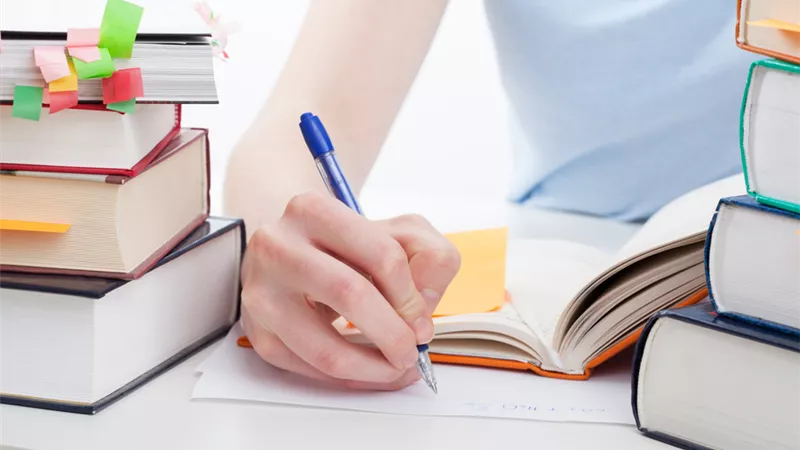 قبل امتحانات الثانوية العامة.. كيف تساعدين أبناءك على الاستعداد للامتحانات بشغف وحيوية؟
