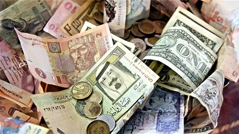 أسعار الدولار والعملات العربية والأجنبية اليوم الخميس
