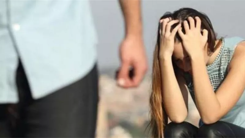 زوجة في دعوى خلع: زوجي ممل وروتيني.. وهو يطالب برد 900 ألف جنيه