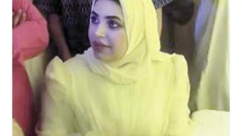 «التريند مش كفاية».. عروس كفر الدوار تنشئ قناة يوتيوب للتربّح منها 