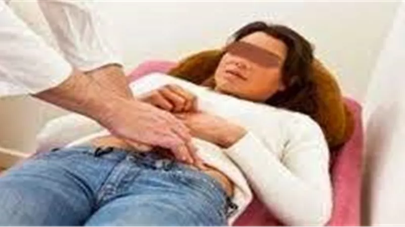 تفاصيل تعدي أخصائي علاج طبيعي على مريضة أثناء الكشف الطبي