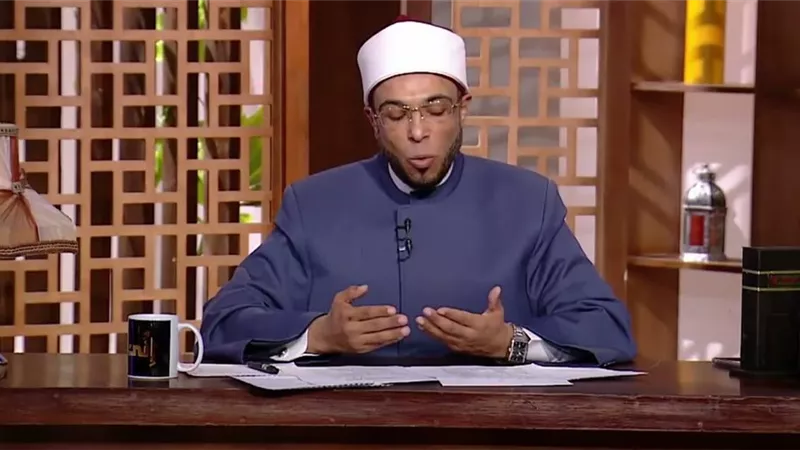 الجثة اتحركت.. صدمة للشيخ محمود أبو بكر أثناء تغسيل ميت