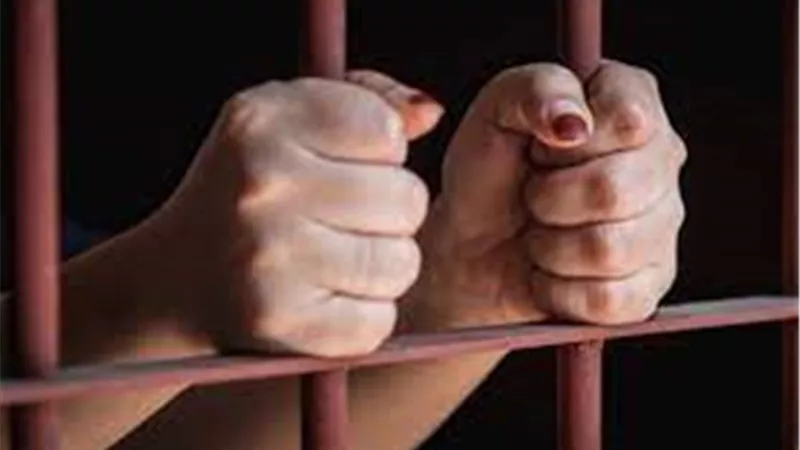 صدمتها بسيارتها وسرقتها.. الحقيقة في واقعة تخدير مُدرسة بالبحيرة